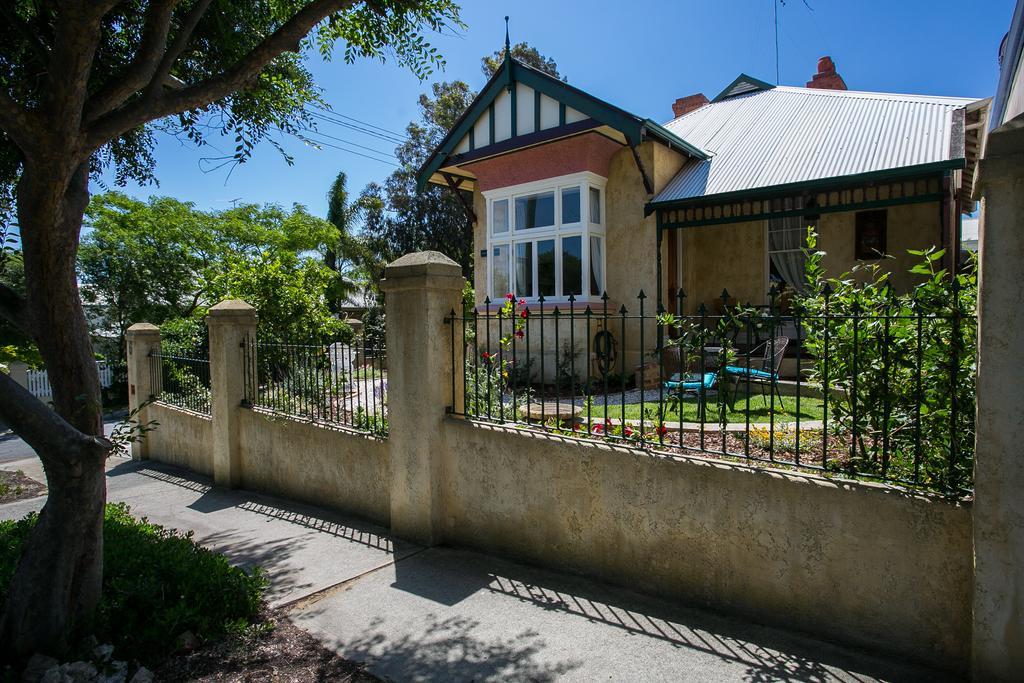 Villa Danum House à Fremantle Extérieur photo